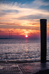 Elbe bei Stade im Sonnenaufgang