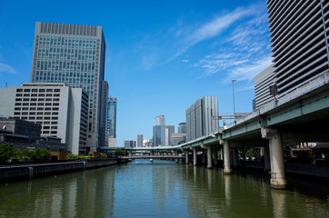 Fototapeta na wymiar 大江橋から見た堂島川と大阪の街並み