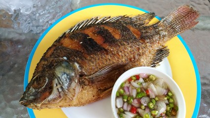 fried fish with chilli fish sauce