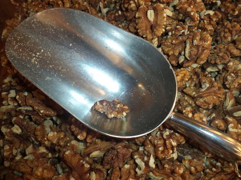 pile of peeled walnuts