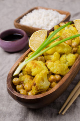 Roasted cauliflower with chickpeas