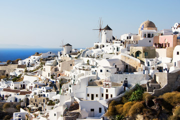 Fototapeta premium Traditional landscape in Oia on Santorini island, Greece by sunny day