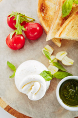 Burrata, Burata or Fresh Mozzarella Cheese