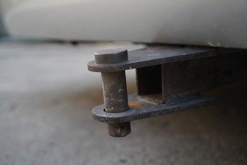 Car's tow bar design