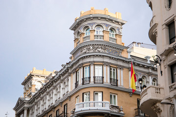 Fototapeta na wymiar Beautiful classic traditional european architecture on the streets of the famous capital of Spain - Madrid .