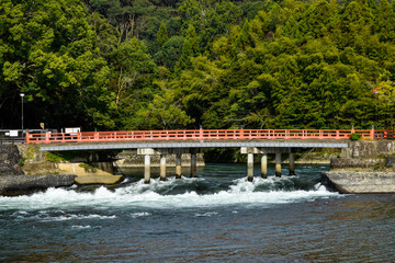 日本　川　源流