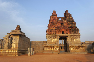 Fototapeta premium Vittala Temple entrance Gopuram at Hampi, Karnataka, India.