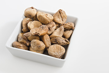 fichi secchi ciotola quadrata sopra