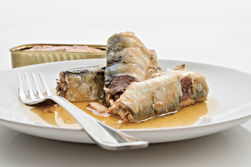 sardine nel piatto fronte