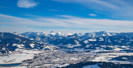 Fototapeta premium Sonthofen - Allgäu - Alpen - Winterlich - Schnee