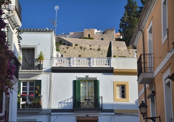 Obraz na płótnie Canvas Architecture in old town of Eivissa on Ibiza.