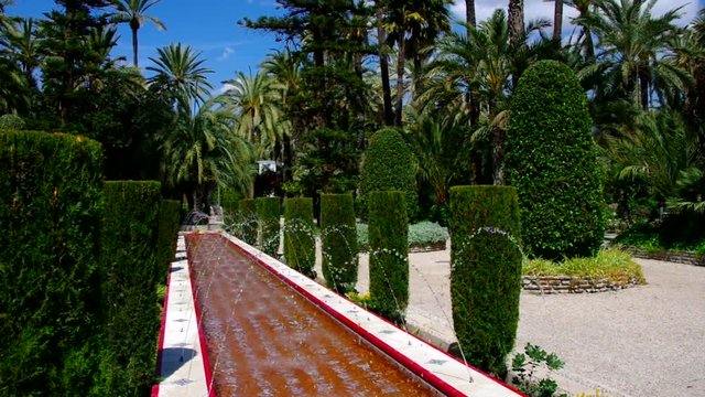 Elche El Palmeral Palmenhain und Springbrunnen, Costa Blanca