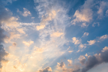 Fototapeta premium abstract spindrift clouds