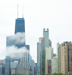 Fototapeta na wymiar Chicago building skyline from Michigan lakeshore