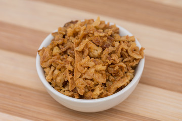 Crispy fried onion flakes