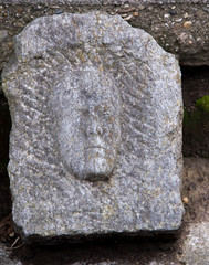 Steinplatte mit Bildnis