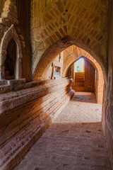 Fototapeta na wymiar Thabeik Hmauk temple in Bagan, Myanmar