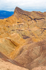 Naklejka premium Dramatic Pinnacle Rising out a Desert Canyon