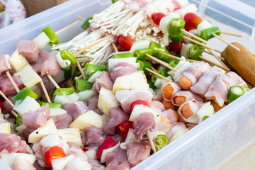 Raw Bar-B-Q, Barbecue prepared for grilling