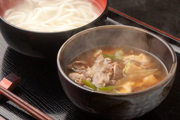 釜揚げ肉汁うどん