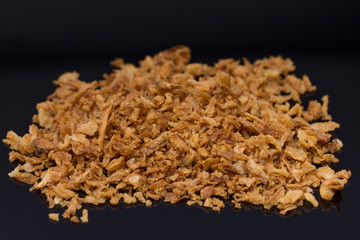 Crispy fried onion flakes