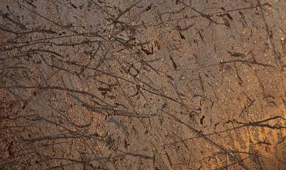 Kratzspuren auf Metalloberfläche