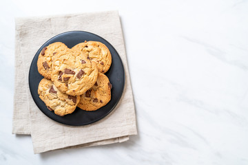 cookies with chocolate chips