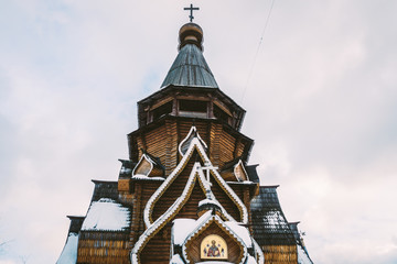 Fototapeta na wymiar The Church of St. Nicholas In Izmailovo Kremlin in Moscow. It is one of the tallest wooden buildings in Russia.