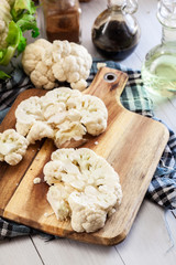 Preparation of vegetarian cauliflower steak