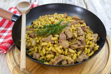 fricassée de mouton et flageolets