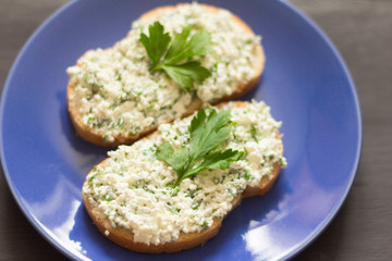 sandwich with cottage cheese and herbs