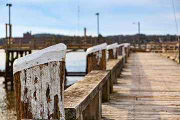 Obraz premium Old waterfront walkway at Wiscasset Maine