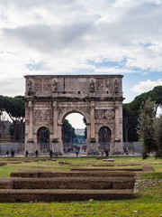 Fototapeta na wymiar The Arch of Constantine is a triumphal arch in Rome, situated between the Colosseum and the Palatine Hill.