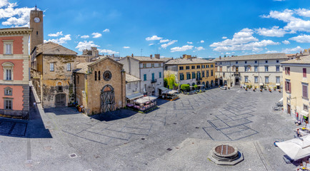 Marktplatz von Orvieto in Umbrien, die Piazza del Popolo - obrazy, fototapety, plakaty