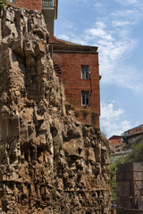 Ущелье в центре города Тбилиси. Грузия.