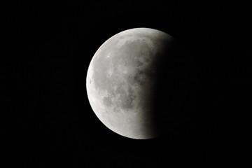 Total lunar eclipse © E-lona