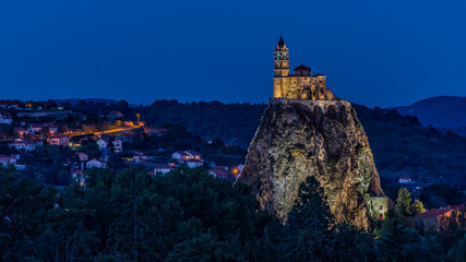 Puy en Velay by night