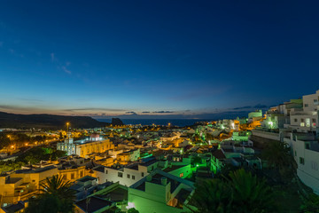 Naklejka premium Canary islands gran canaria winter night city