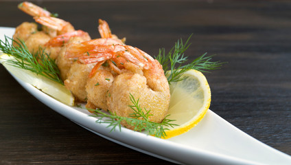 Shrimp fried in batter with Tartar sauce