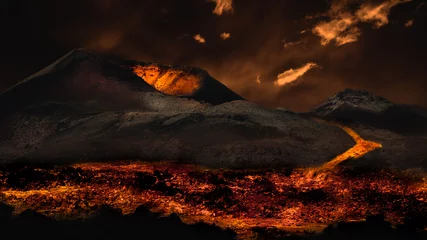 Fotobehang Lava die uit vulkaanuitbarsting stroomt. Beeldmontage. © Forenius