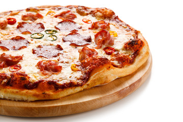 Pizza pepperoni with salami
