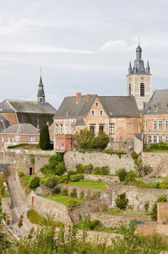 Thuin jardins suspendus Wallonie beffroi