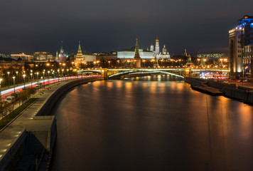 Fototapeta na wymiar night Moscow and the Kremlin on the background of the river