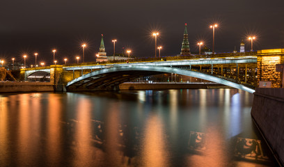 Naklejka na ściany i meble night Moscow and the Kremlin on the background of the river