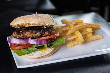 Hamburguesa con papas