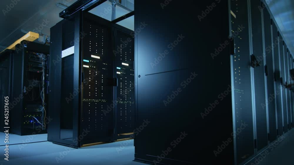 Aufkleber Time Lapse in Data Center: IT Specialists and Engineers Working, Running Maintenance Check, Diagnostics. Modern Concept of Telecommunications, Cloud Computing Artificial Intelligence Database Computer