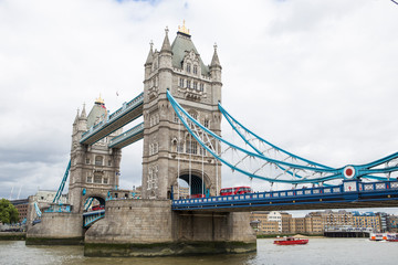 Fototapeta na wymiar Tower bridge and Thames river