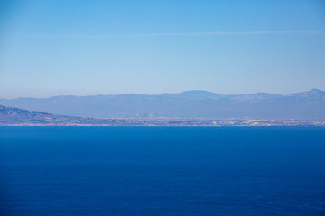 Obraz premium Centrum Los Angeles widziane z wyspy Catalina.