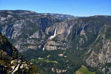 Beautiful mountain landscape in Yosemite National Park, California, USA