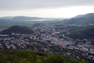 Obraz premium вид на город Петропавлоск-Камчатский с горы Мишенная